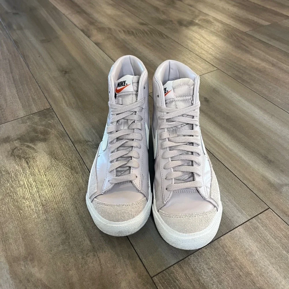 Nike Blazer Mid Premium Sneakers Lilac White Women's‎ US 7.5 EUR 38.5